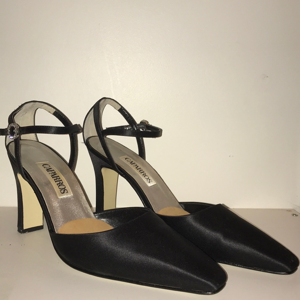 💫conga black silk caparros shoes💫